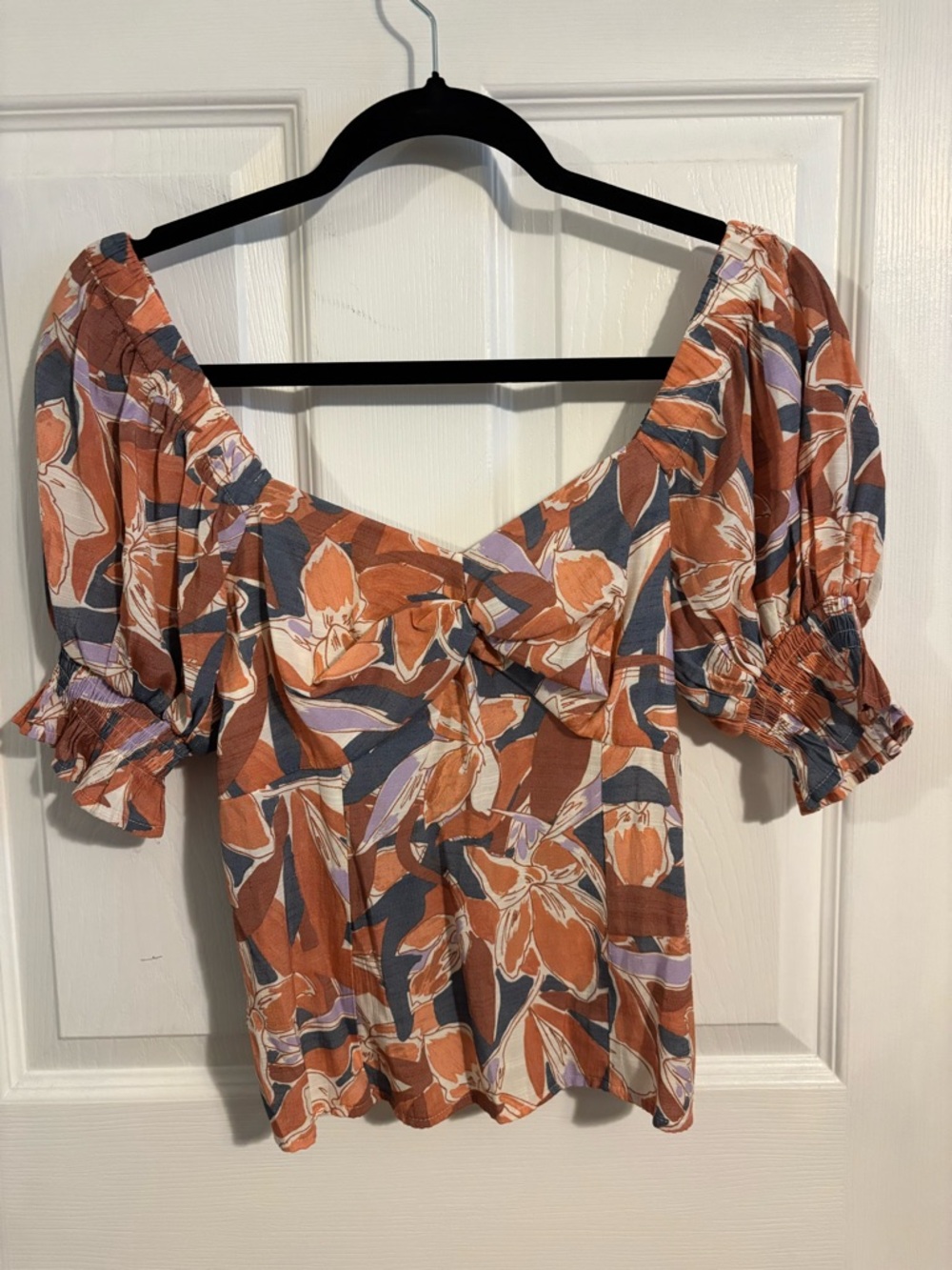 😍Nine West Boho Cropped Rust Floral Blouse Size small